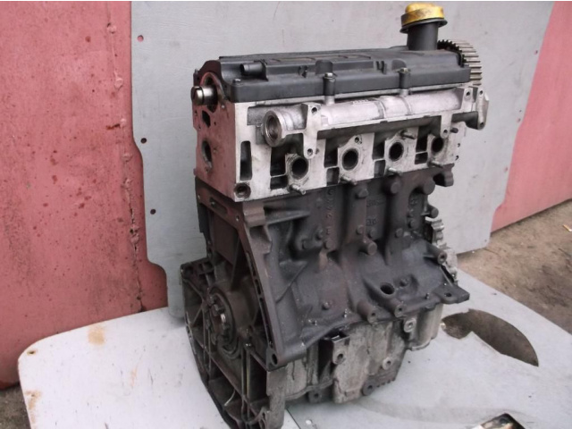 DACIA LOGAN 1, 5 DCI двигатель K9K поврежденный