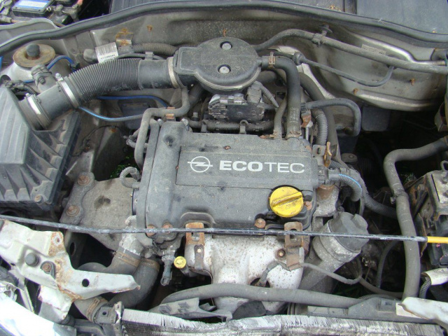 OPEL CORSA C двигатель 1, 0 12V Z10XE