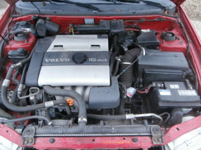 Двигатель Volvo V40 2, 0 бензин 16V 2000