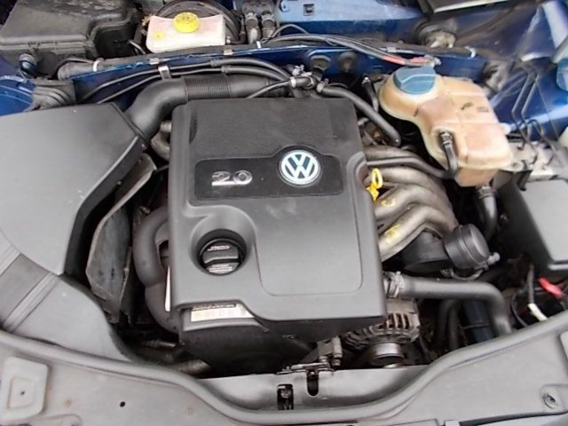 Двигатель VW PASSAT B5 FL 2.0 бензин AZM W машине