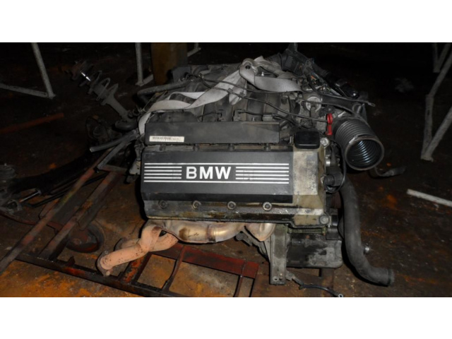 BMW e32 e34 e38 двигатель в сборе M60B40 V8