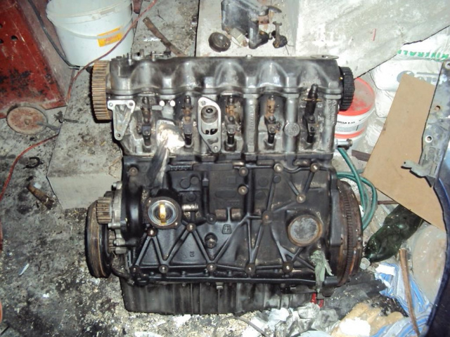 VW MULTIVAN 01г. 2.5TDI 150 л.с. двигатель AHY 160 тыс. P