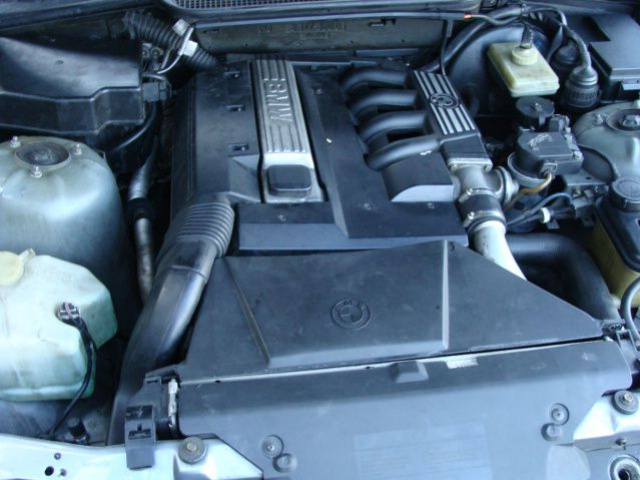 BMW 3 318 E36 90-96 1.8TDS 1.8 TDS двигатель SEDAN