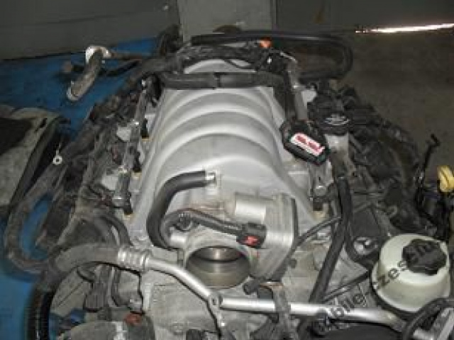JEEP GRAND CHEROKEE 2008 : двигатель 6.1 HEMI V8