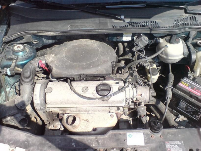 Двигатель VW Polo III 6N 94-99r. 1.0 бензин AEV