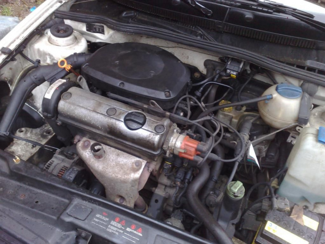 VW CADDY 1.6 98 год двигатель AEE !!
