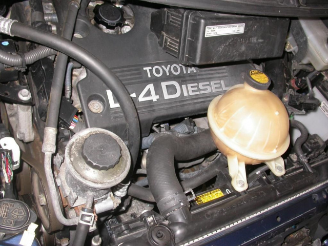 TOYOTA PREVIA 2002г. двигатель 2.0 D4D