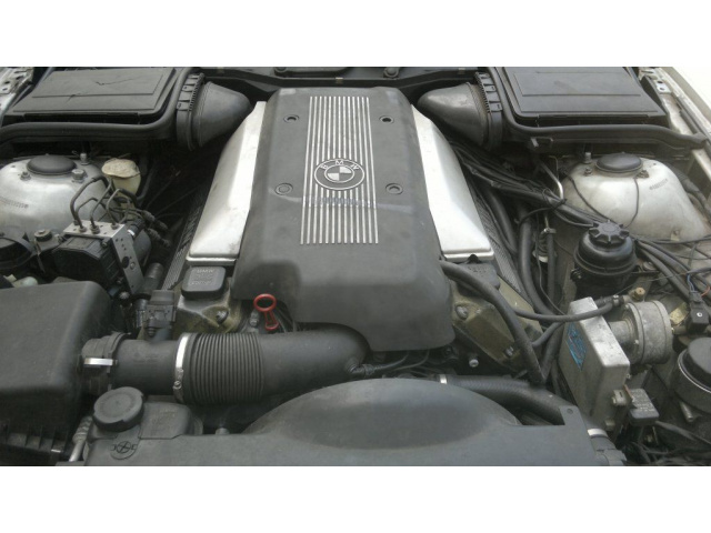 Двигатель BMW E39 M62B35TU повреждена GLOWICA
