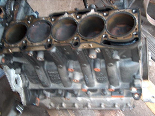 Двигатель VW JETTA GOLF V VI 2, 5 FSI 2011 год