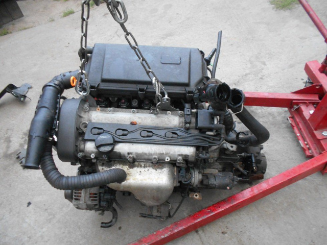 CITROEN C4 1.6 HDI двигатель в сборе 2007г.