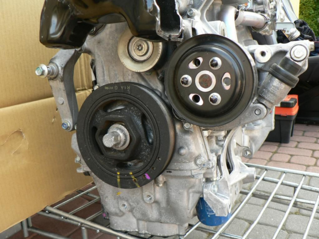 Двигатель HONDA CIVIC IX 1.8 R18Z4 2012-15 6000 KM