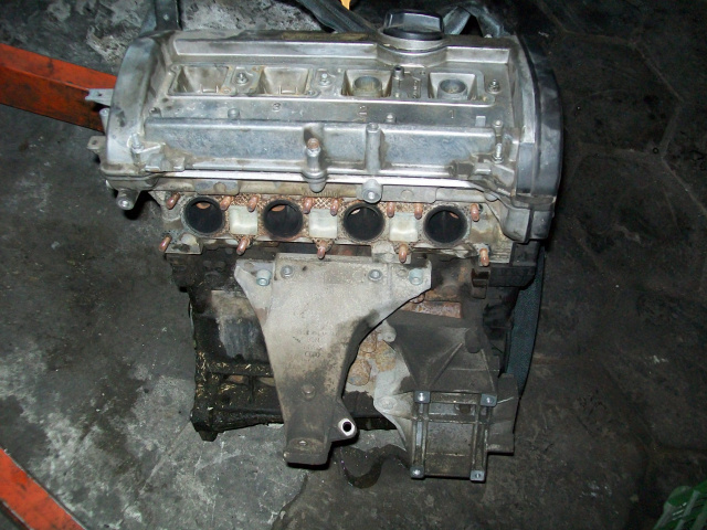 Двигатель AUDI A4 B5 1.8 5V 95г. ADR