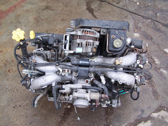 SUBARU IMPREZA 93-98 1.8 двигатель EJ18 голый