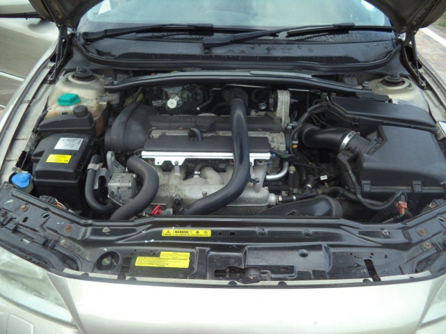 Volvo S60 2.0T 180л.с двигатель
