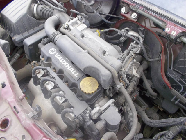 Двигатель OPEL MERIVA 1.6 8 V бензин 2005 год