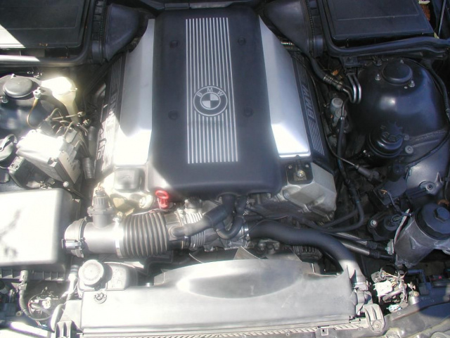 Двигатель в сборе BMW E39 535i V8 235km