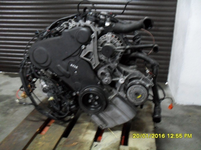 Двигатель AUDI A4 A5 Q5 A6 2.0 TDI CGL CGLC 2013г.