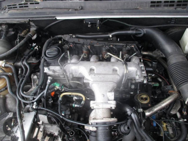 Двигатель CITROEN C5 2002 год 2.2 HDI Z UKLADEM PALIW