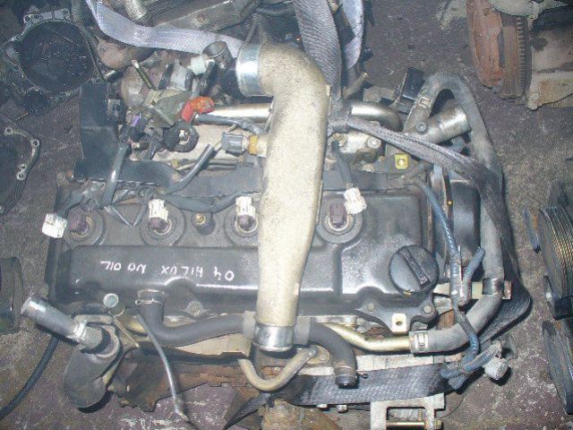 Двигатель toyota Hilux 2.5 2004r.