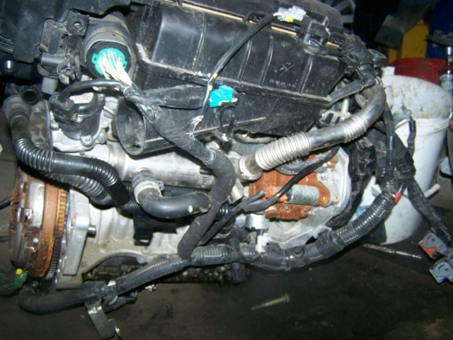 Citroen C1 двигатель в сборе ze коробка передач 1.4 HDI