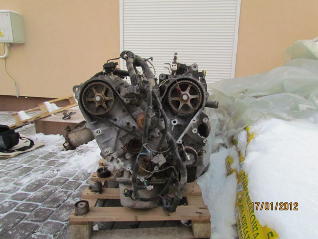 Двигатель поврежденный CHRYSLER PACIFICA 3.5, 300M, 300C