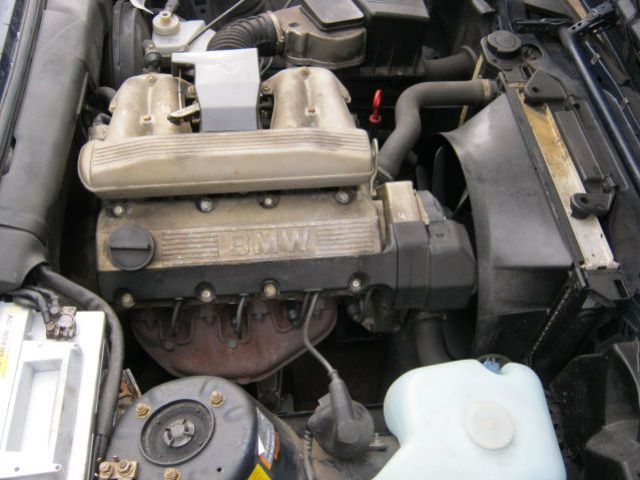 BMW E30 318 двигатель M40 318i 1990 год 155 тыс km