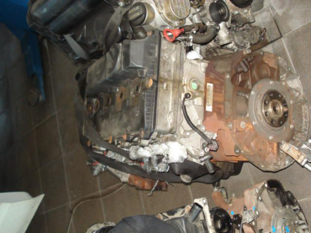 Двигатель FORD TRANSIT 2.4TDI 125 л.с. 2004 голый без навесного оборудования