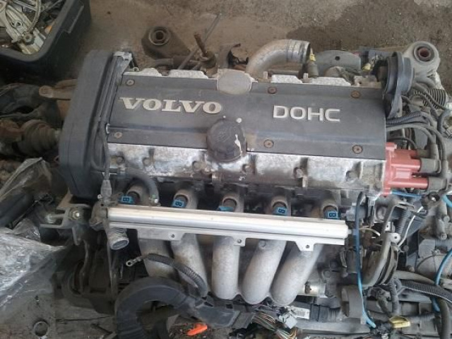 Двигатель VOLVO V70 S70 2, 4 5 B5252S 144KM в сборе