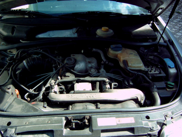 Двигатель голый для Audi A4 2.5 TDI