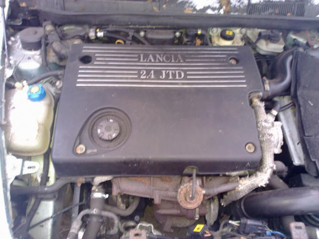 Двигатель Lancia Lybra 2001 2, 4 JTD