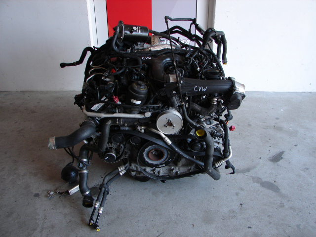 VW TOUAREG 3.0TDI двигатель в сборе CVW 26972KM
