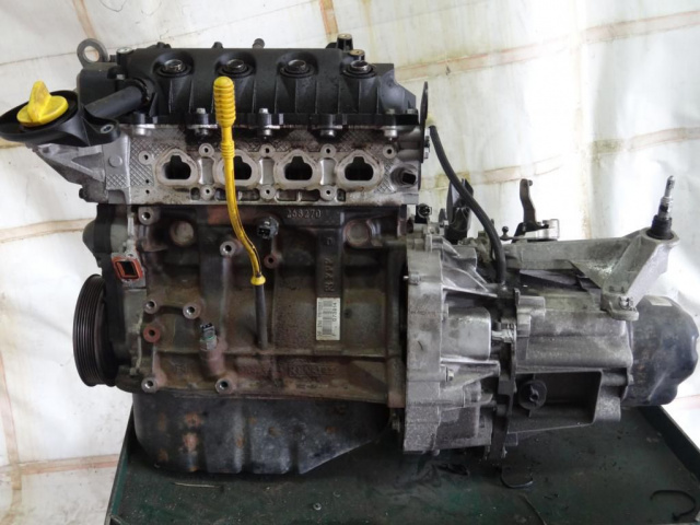 RENAULT CLIO III THALIA двигатель D4F D740 1.2 16V 06