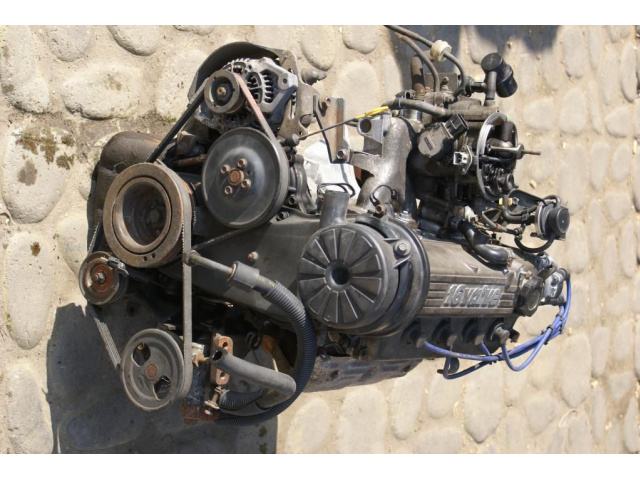 Двигатель G16A Suzuki Swift 1.6 16V 89-04r.-KOMPLETNY