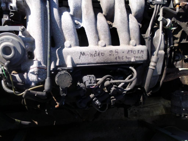 FORD MONDEO 2, 5 24V -KOMPLETNY двигатель