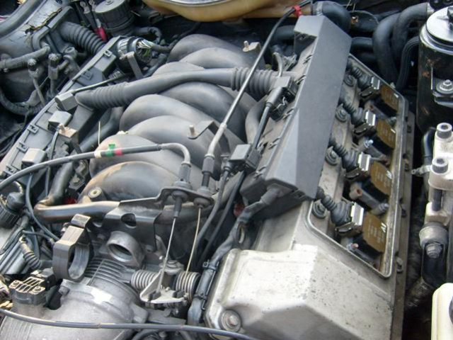Двигатель BMW 540i, M60 e34 1993r поврежденный