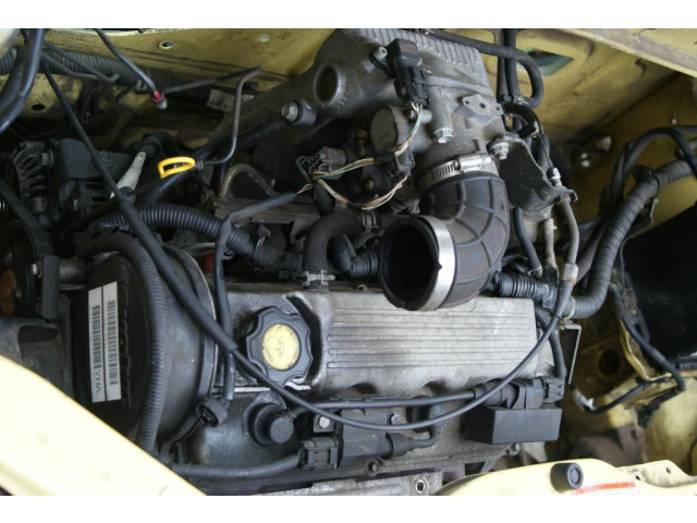 Двигатель 1, 3 16v SUZUKI WAGON R +