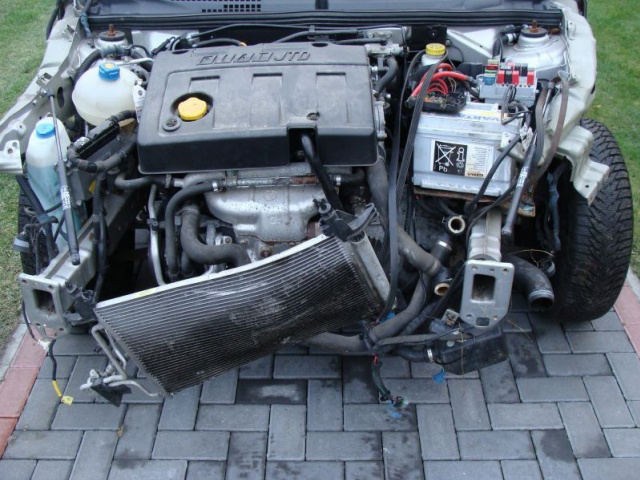 Двигатель коробка передач навесное оборудование в сборе FIAT 1.9 192A1000