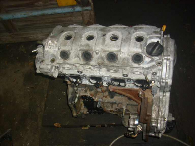 Двигатель без навесного оборудования Nissan Primera P12 2.2DCI 2003г.