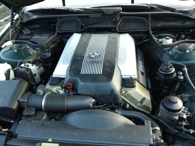 BMW 540 740 X5 двигатель V8 M62B44TU VONOS GLOWICA