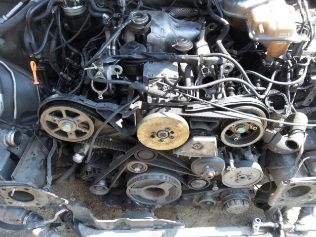 Двигатель на запчасти Audi A6 A4 2, 5 TDI 180л.с AKE