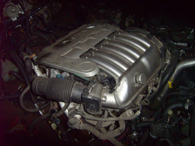CITROEN C5-02R.двигатель 3.0-V6 XFX 10FJ3N