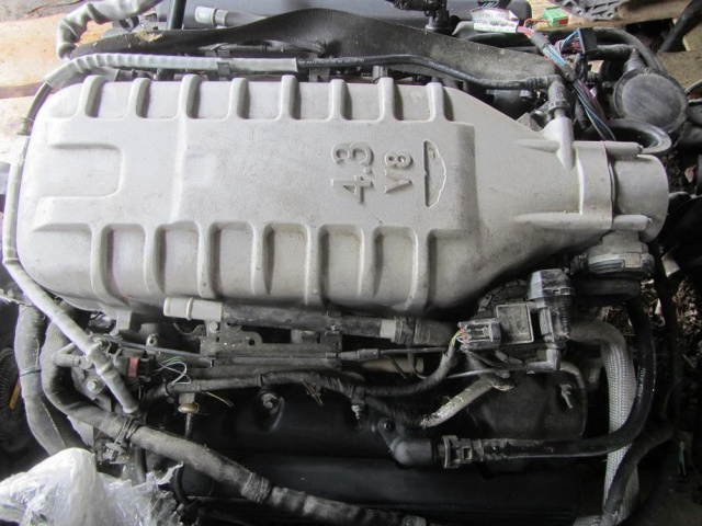 Двигатель - Aston Martin Vantage 4.3 V8