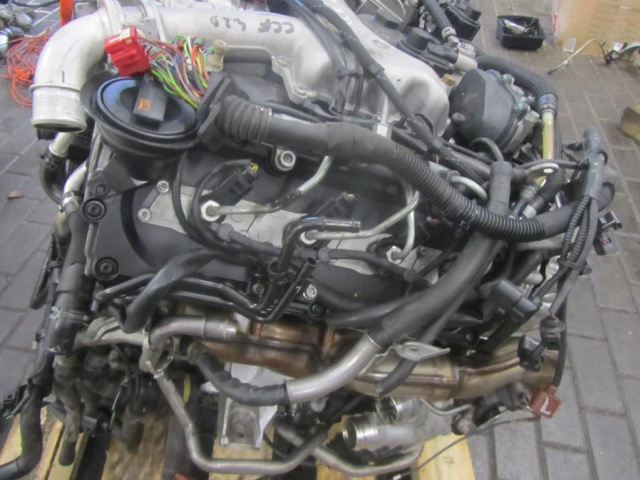 В отличном состоянии двигатель в сборе AUDI Q7 4.2 TDI CCFA
