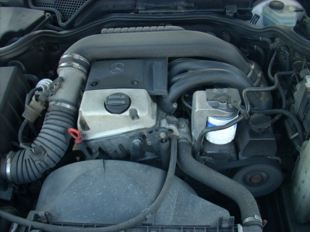Mercedes W210 W202 2.2 D двигатель в сборе насос