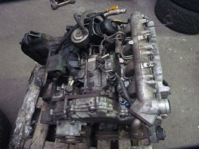 Двигатель NISSAN NAVARA D22 2004 r 2.5 DI