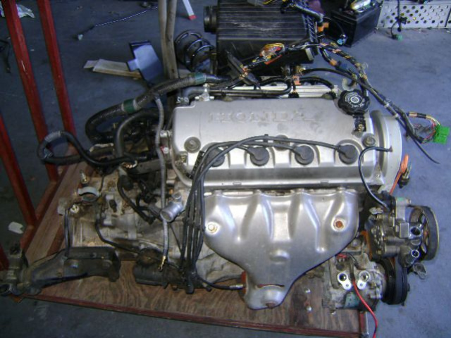 HONDA CIVIC OD 96 для 2001 двигатель в сборе D14A3