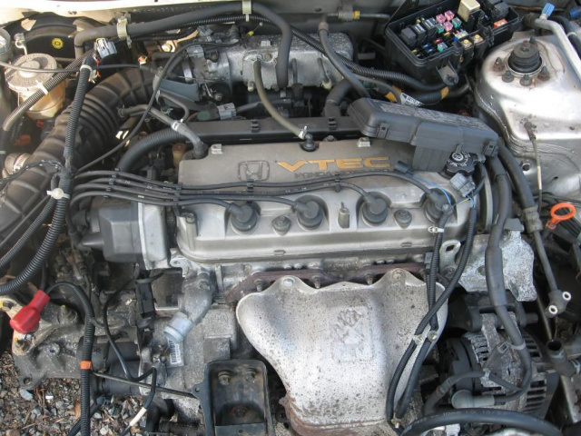 Honda Accord запчасти двигатель VTEC 1.8 16v 2000r