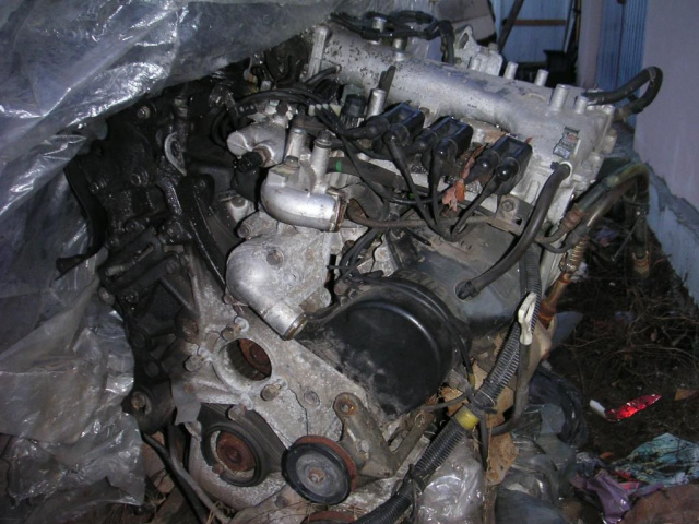Mitsubishi Pajero двигатель V6 3.0 24V 99rok