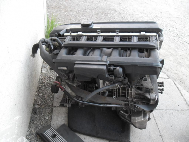 Двигатель BMW E39 E46 2.2 520 320 состояние отличное 158tys. km