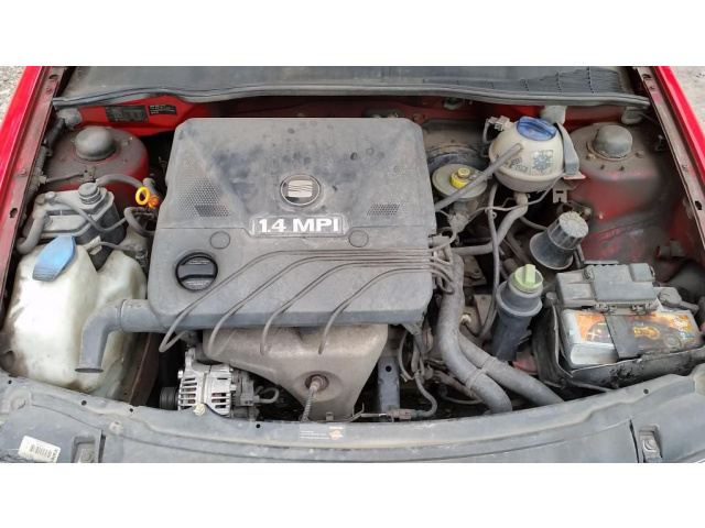 VW Polo, Caddy, Lupo двигатель 1.4 MPI AKK навесным оборудованием